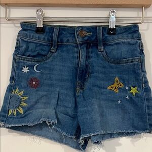 Treasure & Bond Blue Denim Kids Shorts with Embroidered Accents
